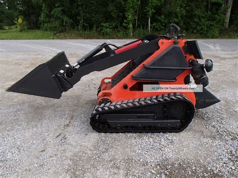 skid steer which is supply|heavy equipment skid steer.